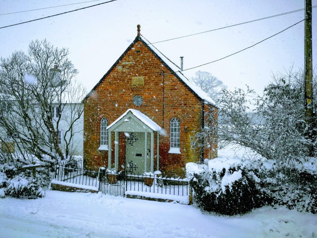 マールボロー The Old Chapelヴィラ エクステリア 写真