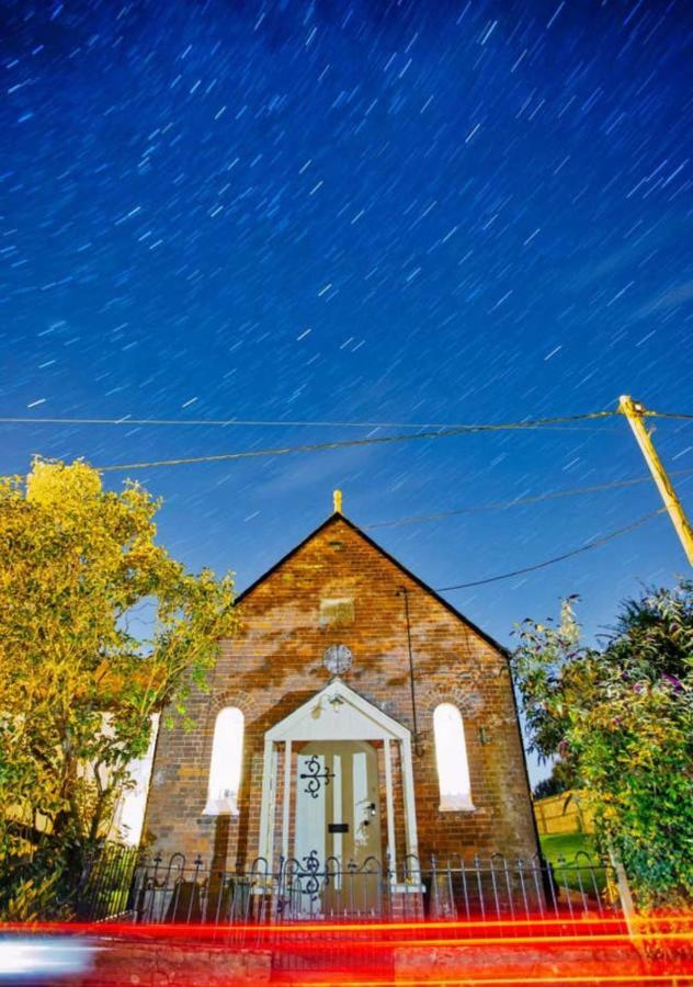 マールボロー The Old Chapelヴィラ エクステリア 写真